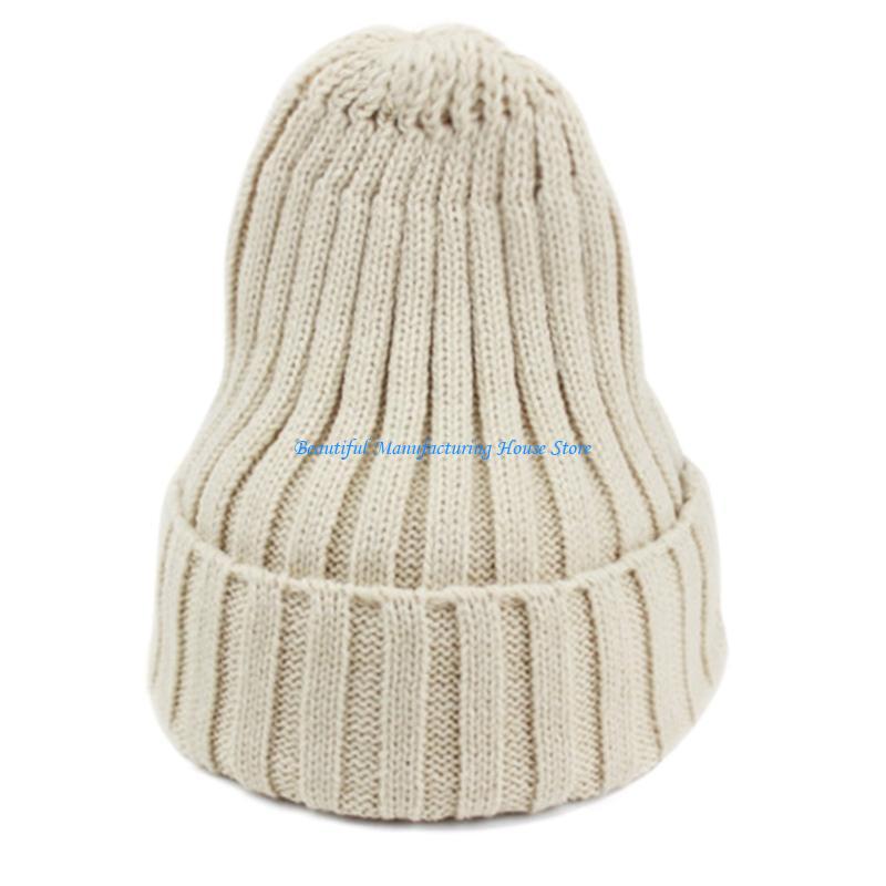 E56A Berretto a punta lavorato - Beanie Cuffed Knit recensione e prezzo